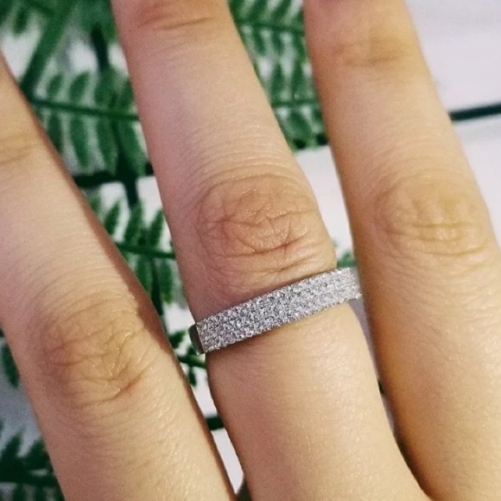 Sterling silver eternity band ring - Picture 4 of 6